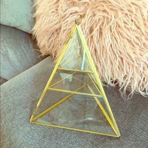 ✨3 Tier Gold & Glass Pyramid Display Storage Case✨
